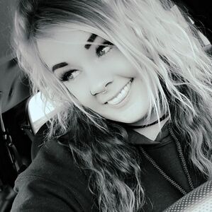 Meet your Posher, Kortni